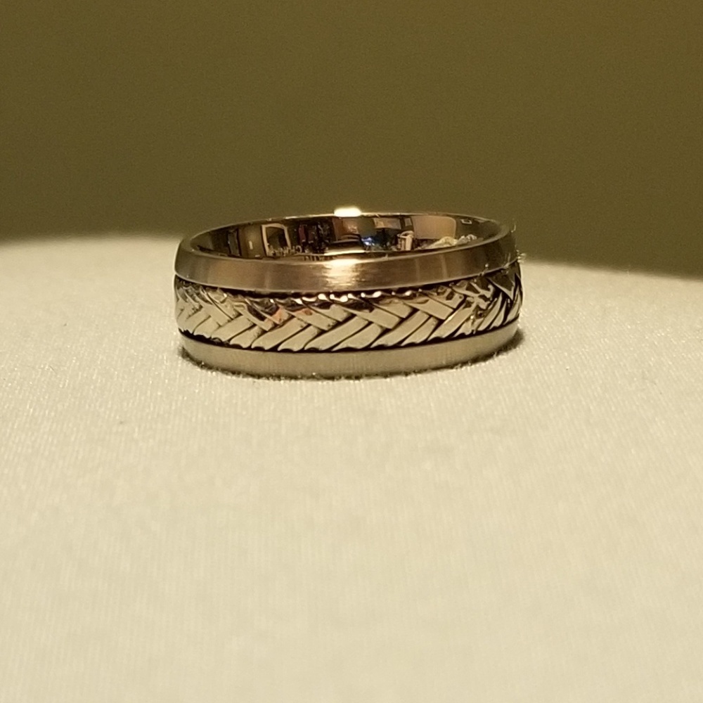 Men's 8MM Stainless Steel Band/Ring
